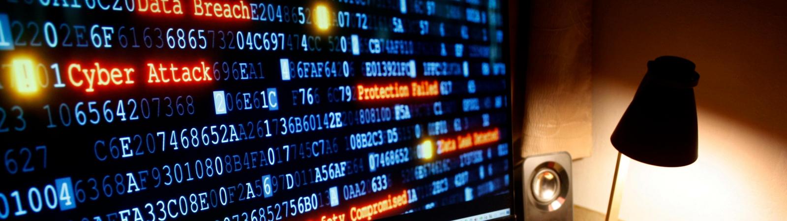 Bitte melden Sie uns verdächtige Aktivitäten über unser Service-Center oder per E-Mail